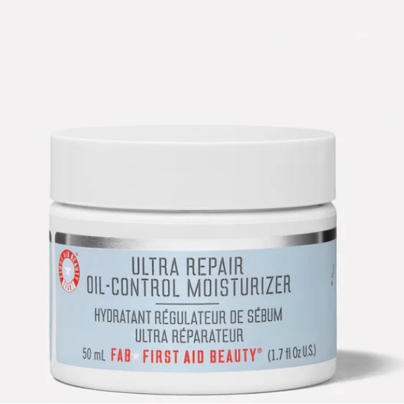 First Aid Beauty Oil Control Moisturizer NWB - Picture 1 of 1